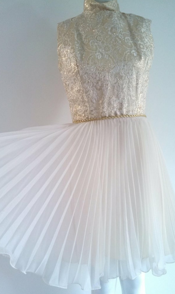 SOLD💕 Vintage 60s party dress pleat chiffon skirt gold - Picture 2 of 7